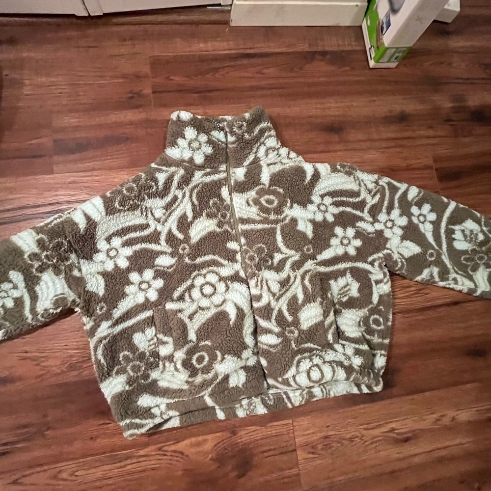 Floral Patterned Fleece Jacket